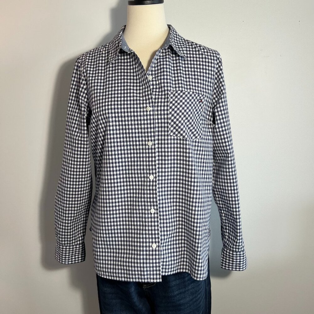 Tommy Hilfiger checkered (gingham) button down shirt size M